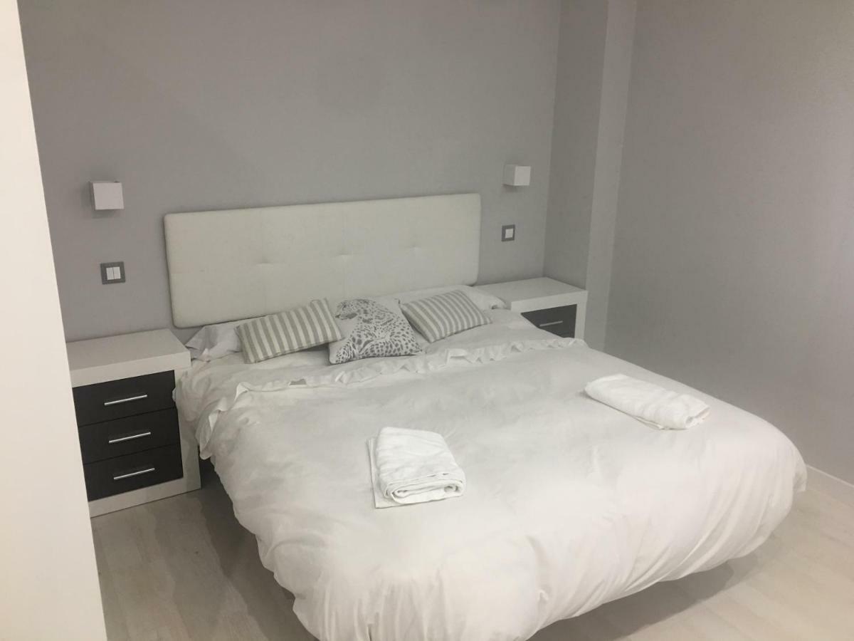 Apartamento Ausonio 2 Dormitorios Mérida Luaran gambar